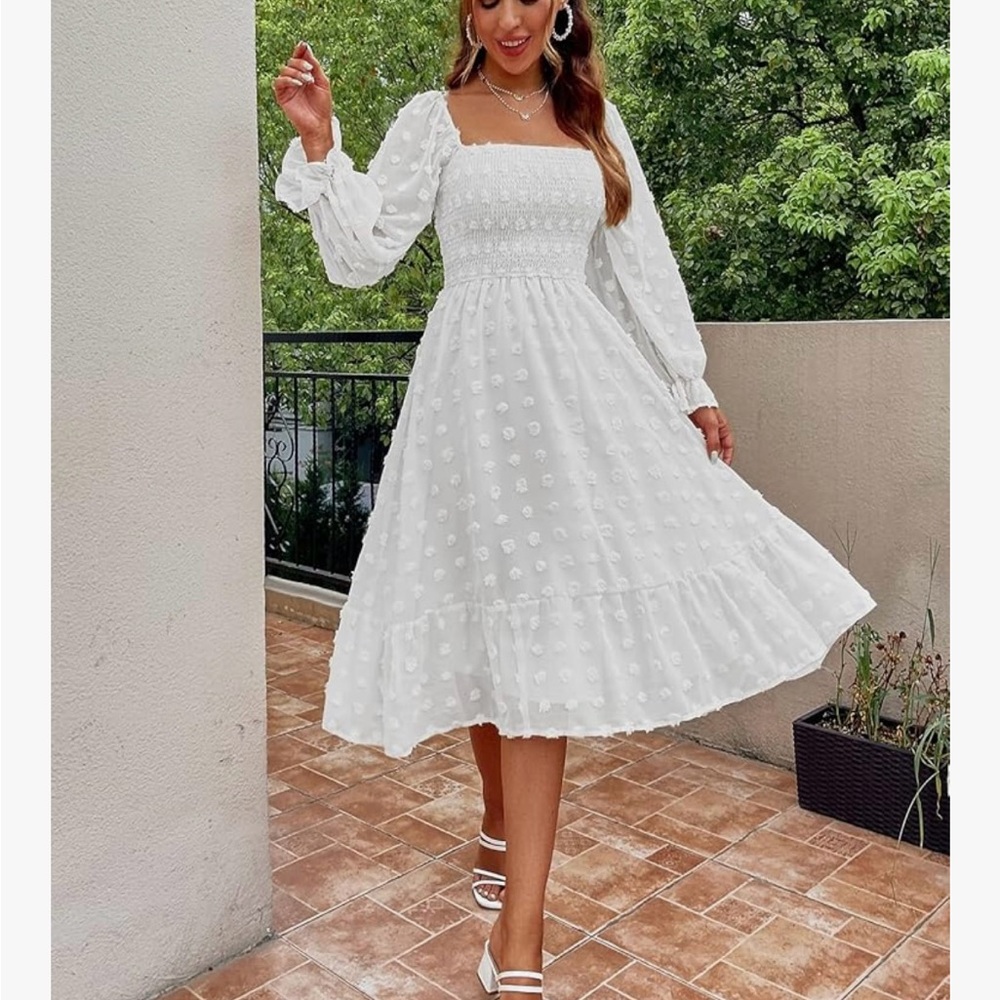 Chic White Midi Dress with Long Sleeves